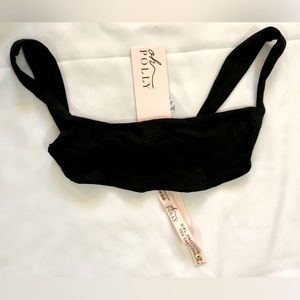 Oh Polly curved hem crop top in black